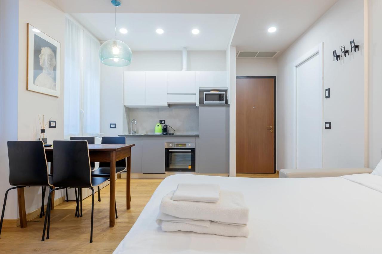 Milan Retreats Cadorna Duomo Apartment ภายนอก รูปภาพ