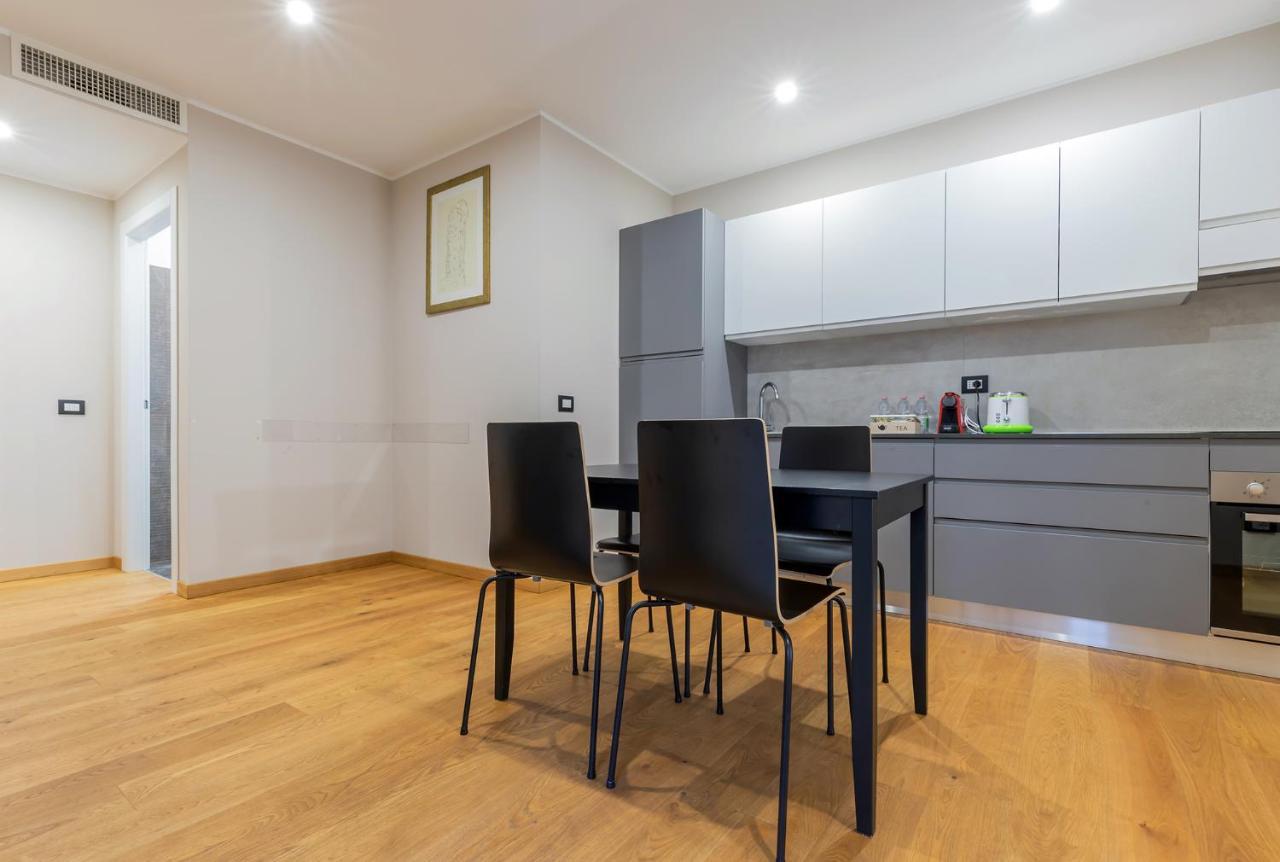 Milan Retreats Cadorna Duomo Apartment ภายนอก รูปภาพ